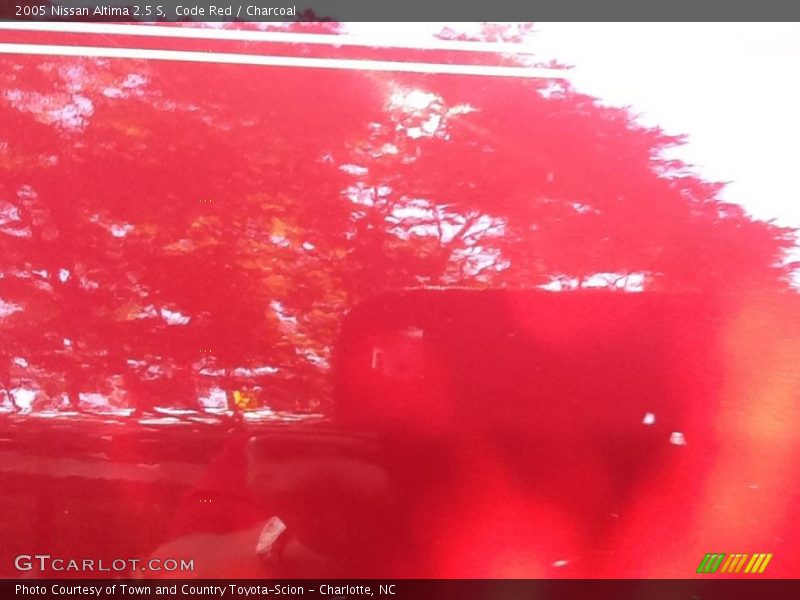 Code Red / Charcoal 2005 Nissan Altima 2.5 S