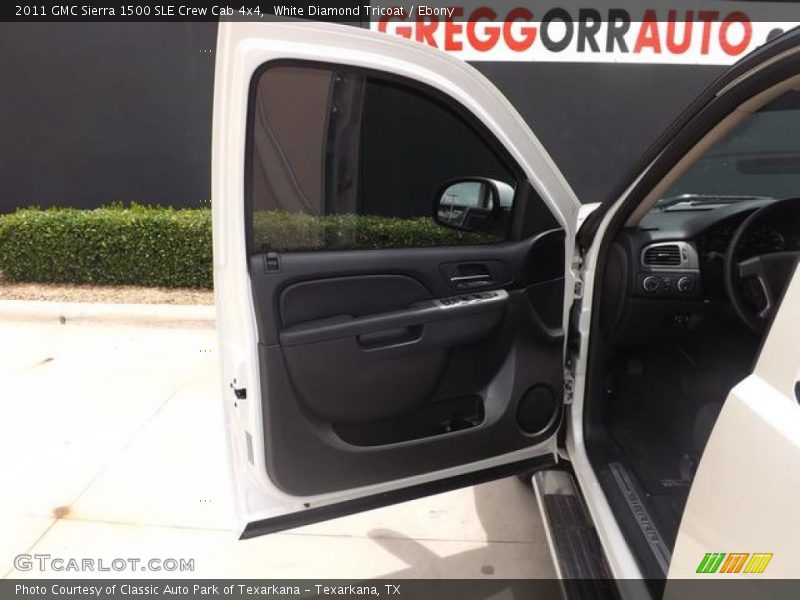 White Diamond Tricoat / Ebony 2011 GMC Sierra 1500 SLE Crew Cab 4x4