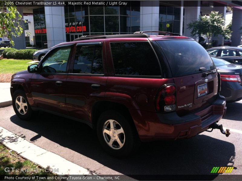 Majestic Red Metallic / Light Gray 2005 Chevrolet TrailBlazer LS 4x4