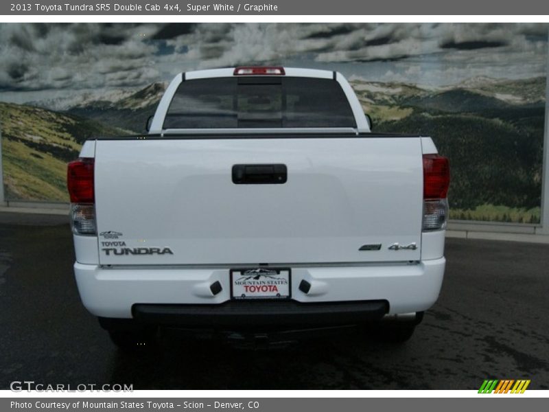 Super White / Graphite 2013 Toyota Tundra SR5 Double Cab 4x4