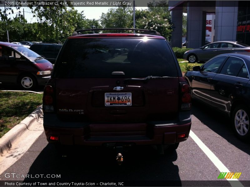 Majestic Red Metallic / Light Gray 2005 Chevrolet TrailBlazer LS 4x4