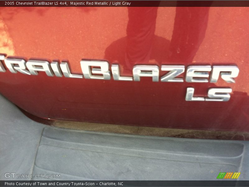 Majestic Red Metallic / Light Gray 2005 Chevrolet TrailBlazer LS 4x4