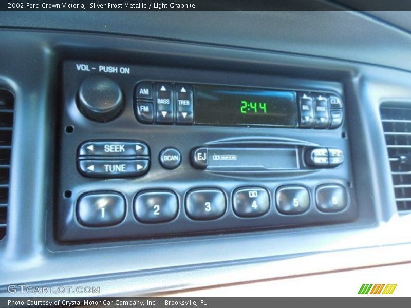 Audio System of 2002 Crown Victoria 