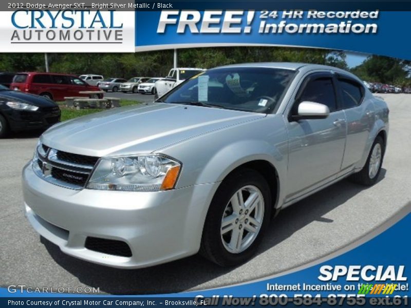 Bright Silver Metallic / Black 2012 Dodge Avenger SXT