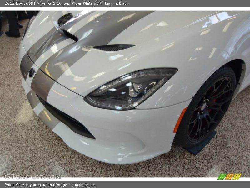 Viper White / SRT Laguna Black 2013 Dodge SRT Viper GTS Coupe