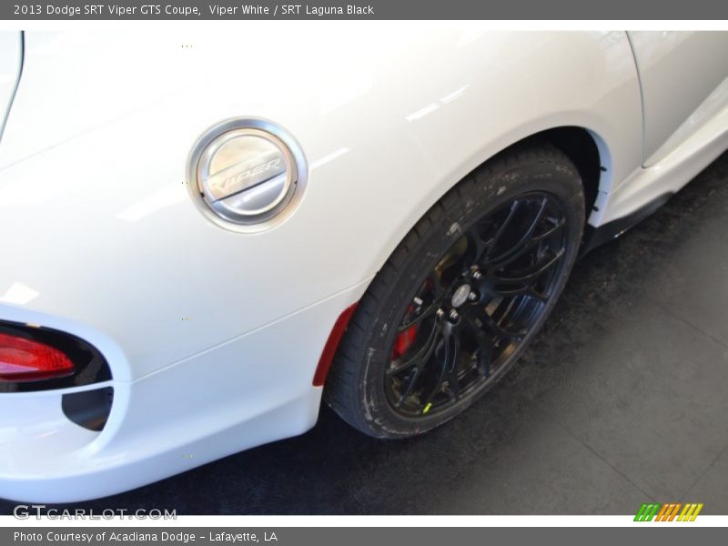 Viper White / SRT Laguna Black 2013 Dodge SRT Viper GTS Coupe