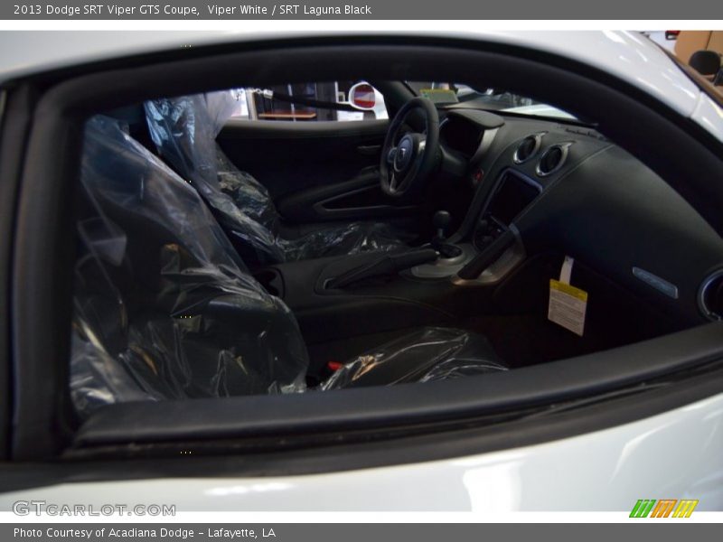 Viper White / SRT Laguna Black 2013 Dodge SRT Viper GTS Coupe