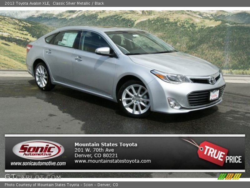 Classic Silver Metallic / Black 2013 Toyota Avalon XLE