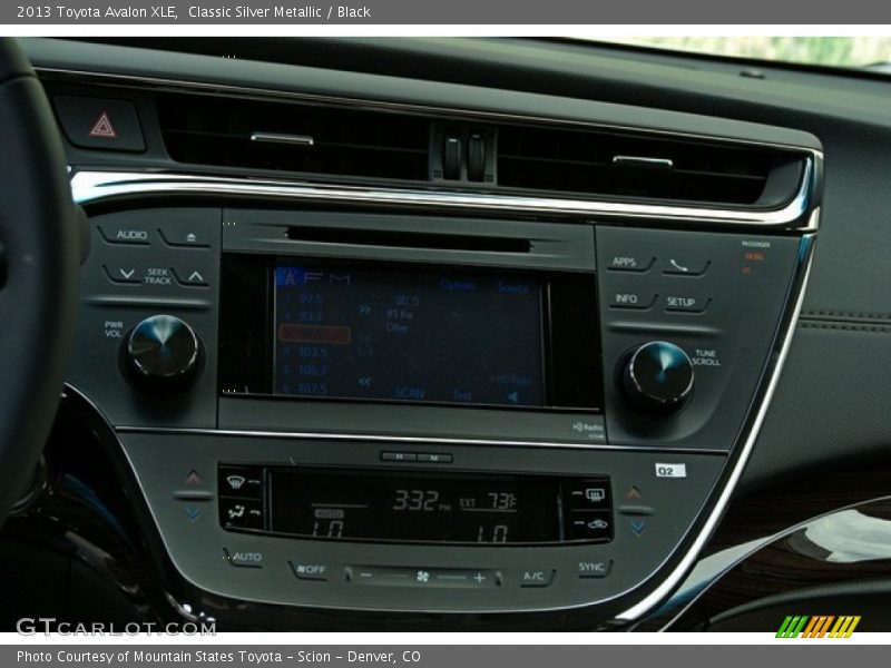Classic Silver Metallic / Black 2013 Toyota Avalon XLE