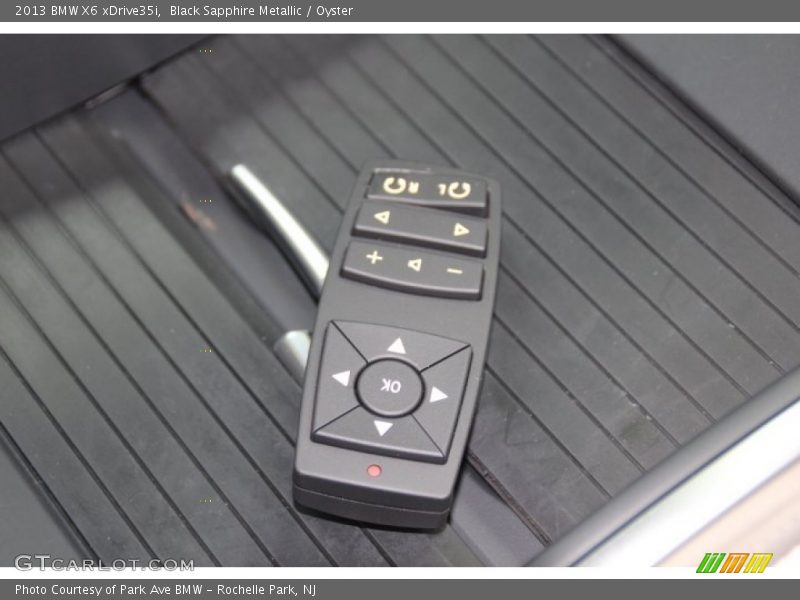Black Sapphire Metallic / Oyster 2013 BMW X6 xDrive35i