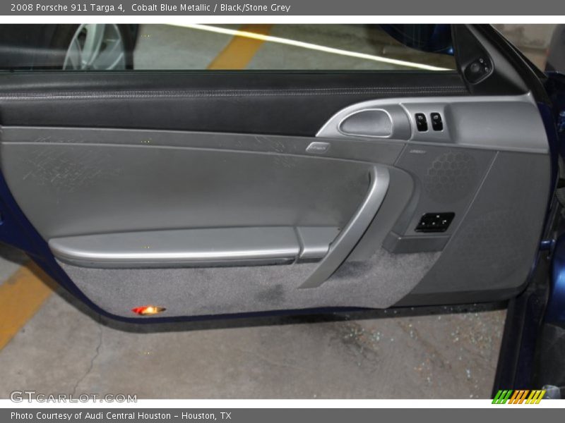 Door Panel of 2008 911 Targa 4
