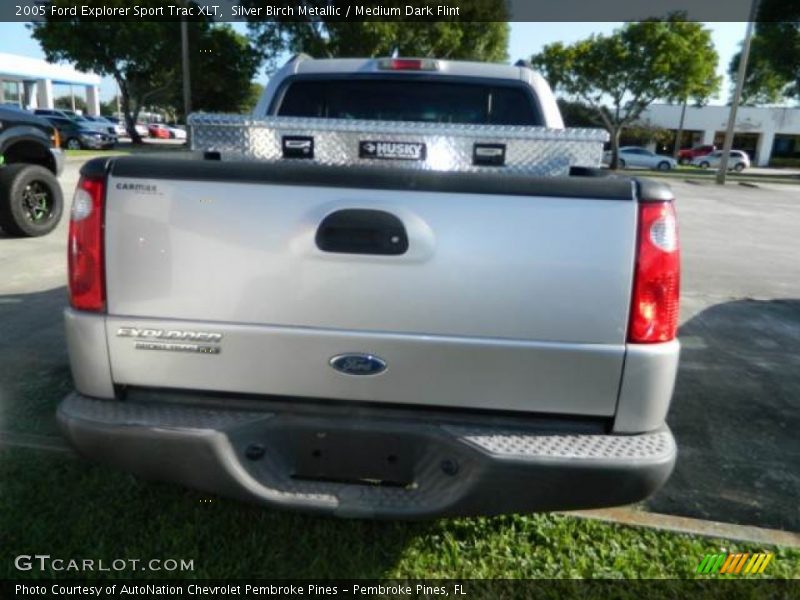 Silver Birch Metallic / Medium Dark Flint 2005 Ford Explorer Sport Trac XLT