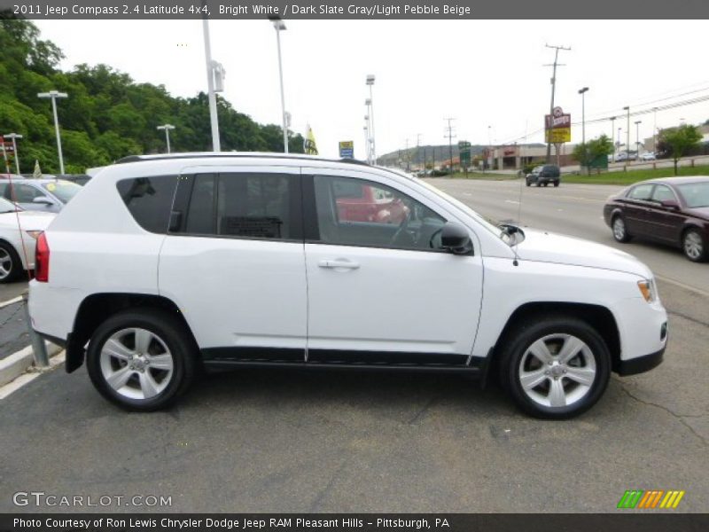 Bright White / Dark Slate Gray/Light Pebble Beige 2011 Jeep Compass 2.4 Latitude 4x4