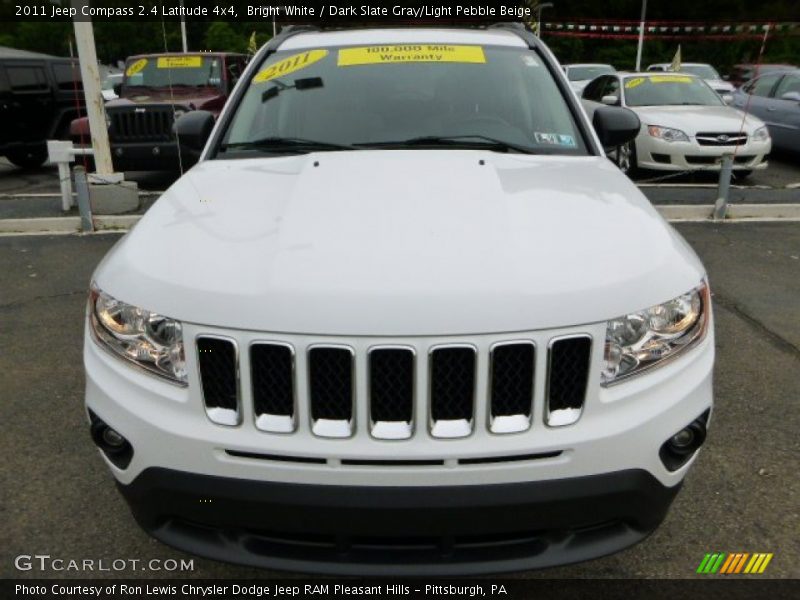 Bright White / Dark Slate Gray/Light Pebble Beige 2011 Jeep Compass 2.4 Latitude 4x4