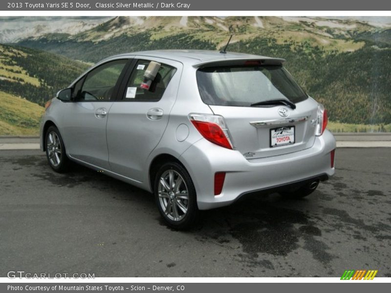 Classic Silver Metallic / Dark Gray 2013 Toyota Yaris SE 5 Door