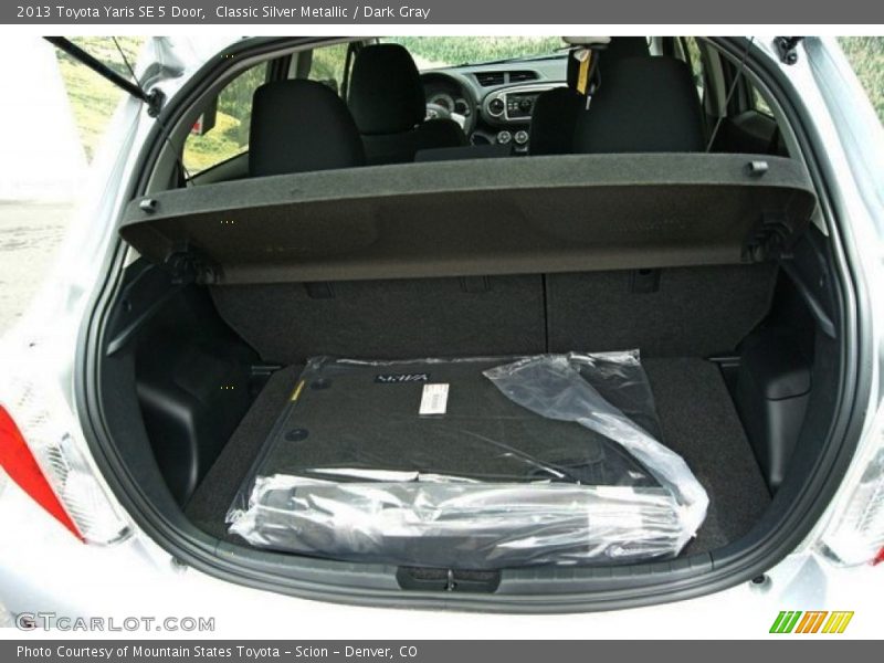 Classic Silver Metallic / Dark Gray 2013 Toyota Yaris SE 5 Door