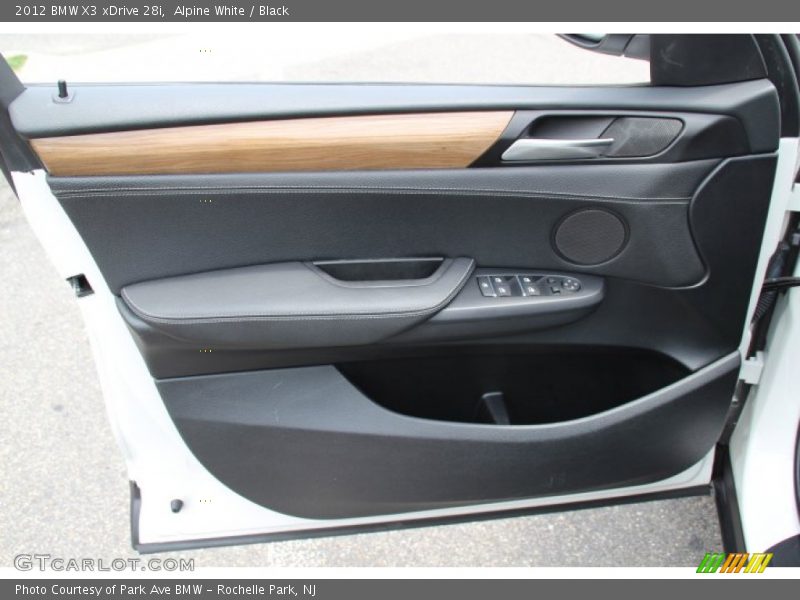 Alpine White / Black 2012 BMW X3 xDrive 28i