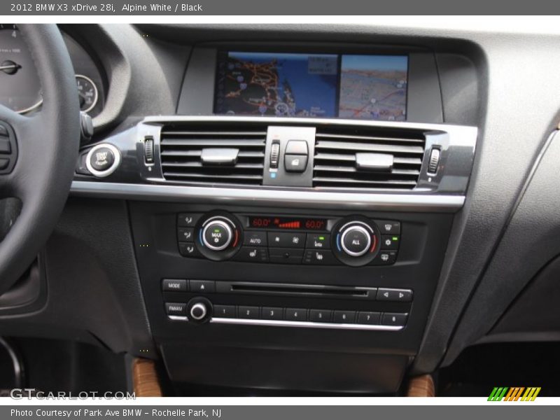 Alpine White / Black 2012 BMW X3 xDrive 28i