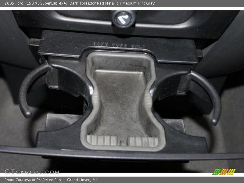Dark Toreador Red Metallic / Medium Flint Grey 2005 Ford F150 XL SuperCab 4x4