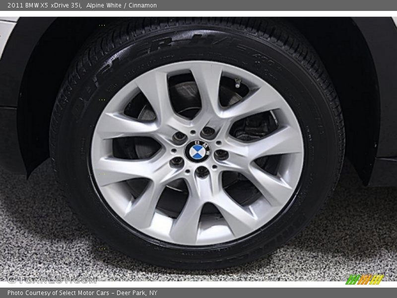 Alpine White / Cinnamon 2011 BMW X5 xDrive 35i