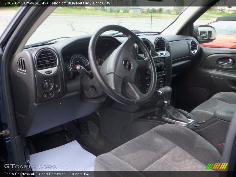 Midnight Blue Metallic / Light Gray 2007 GMC Envoy SLE 4x4