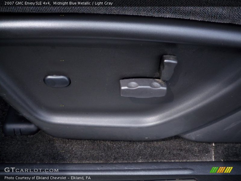 Midnight Blue Metallic / Light Gray 2007 GMC Envoy SLE 4x4