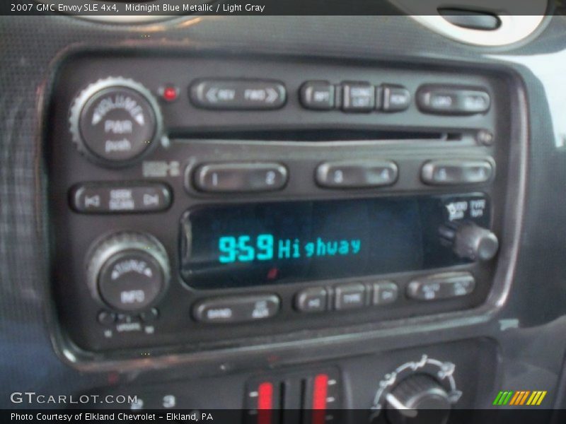 Midnight Blue Metallic / Light Gray 2007 GMC Envoy SLE 4x4