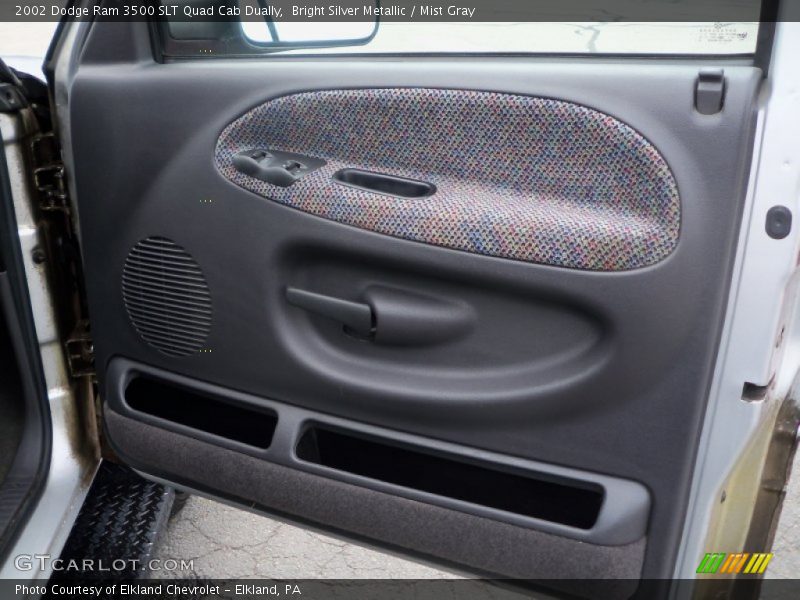 Door Panel of 2002 Ram 3500 SLT Quad Cab Dually