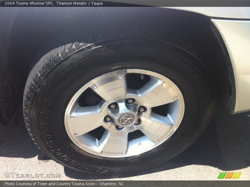 Titanium Metallic / Taupe 2004 Toyota 4Runner SR5