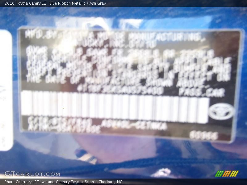 Blue Ribbon Metallic / Ash Gray 2010 Toyota Camry LE
