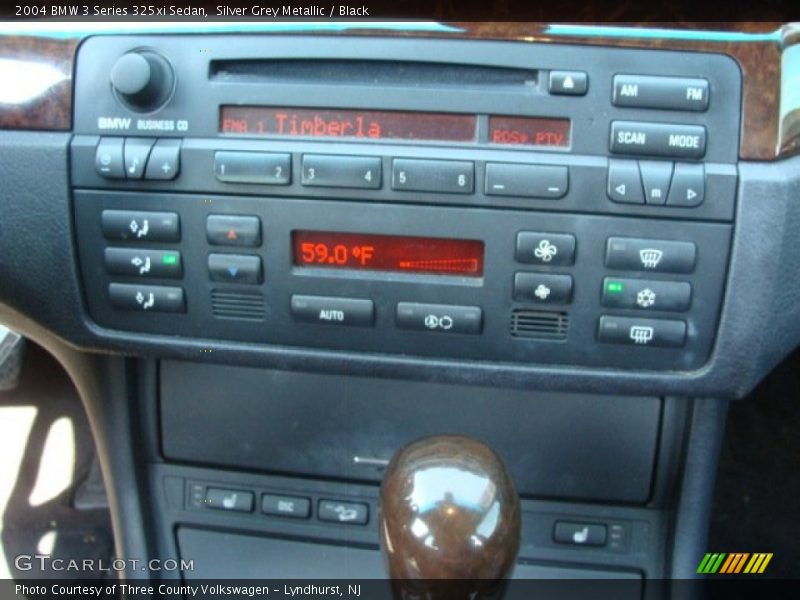 Controls of 2004 3 Series 325xi Sedan