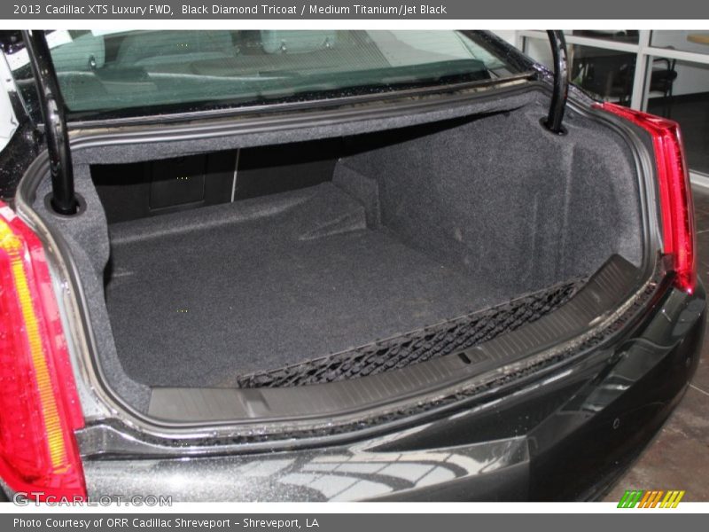 Black Diamond Tricoat / Medium Titanium/Jet Black 2013 Cadillac XTS Luxury FWD