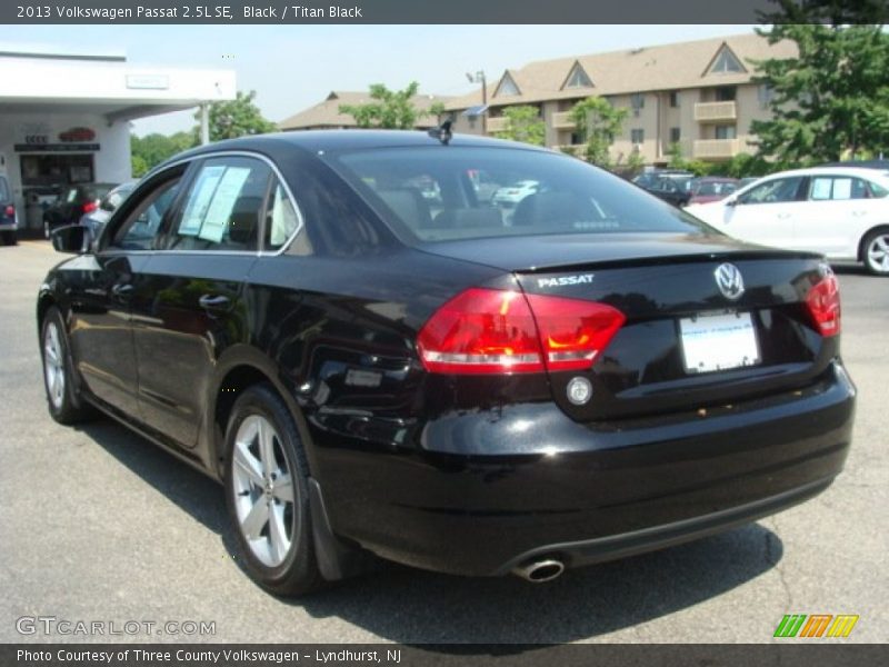 Black / Titan Black 2013 Volkswagen Passat 2.5L SE