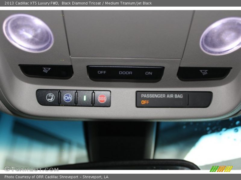 Black Diamond Tricoat / Medium Titanium/Jet Black 2013 Cadillac XTS Luxury FWD