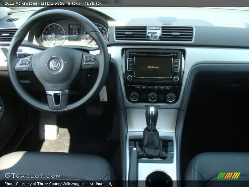 Black / Titan Black 2013 Volkswagen Passat 2.5L SE