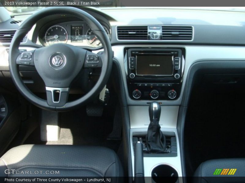Black / Titan Black 2013 Volkswagen Passat 2.5L SE