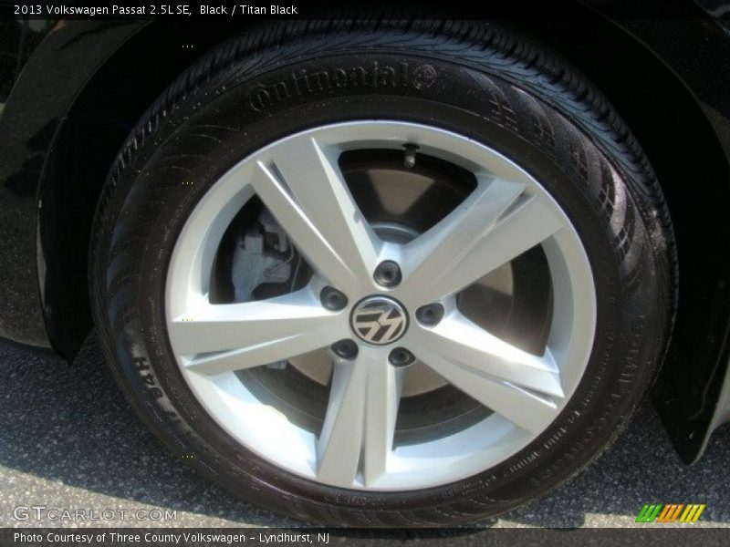 Black / Titan Black 2013 Volkswagen Passat 2.5L SE