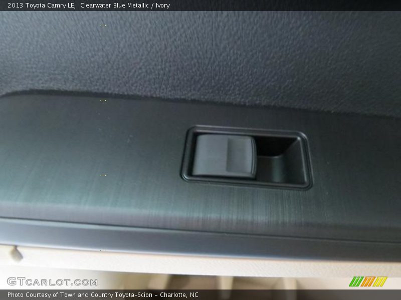 Clearwater Blue Metallic / Ivory 2013 Toyota Camry LE