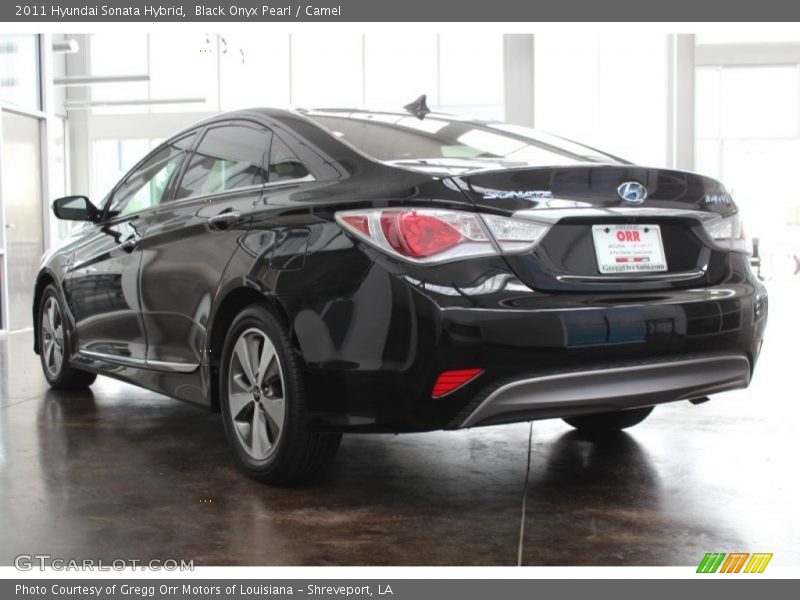 Black Onyx Pearl / Camel 2011 Hyundai Sonata Hybrid