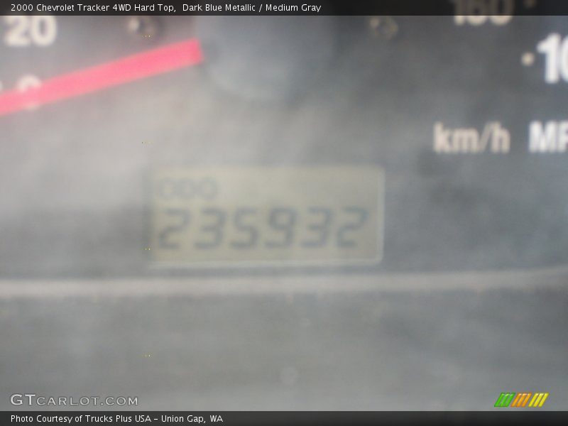 Dark Blue Metallic / Medium Gray 2000 Chevrolet Tracker 4WD Hard Top