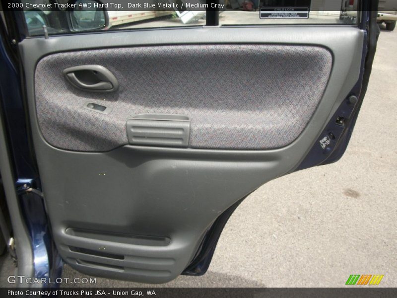 Dark Blue Metallic / Medium Gray 2000 Chevrolet Tracker 4WD Hard Top