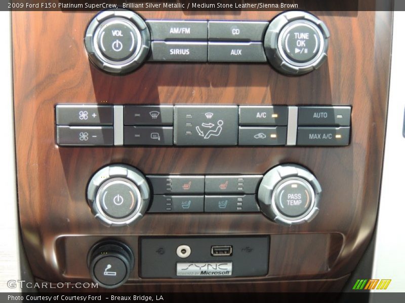 Brilliant Silver Metallic / Medium Stone Leather/Sienna Brown 2009 Ford F150 Platinum SuperCrew