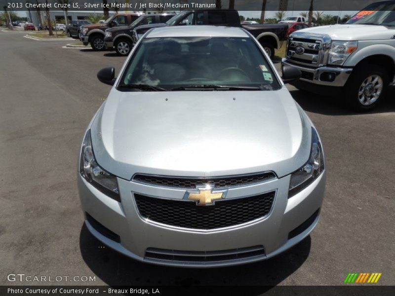 Silver Ice Metallic / Jet Black/Medium Titanium 2013 Chevrolet Cruze LS