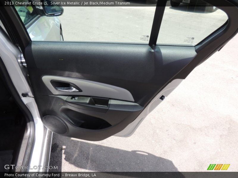 Silver Ice Metallic / Jet Black/Medium Titanium 2013 Chevrolet Cruze LS