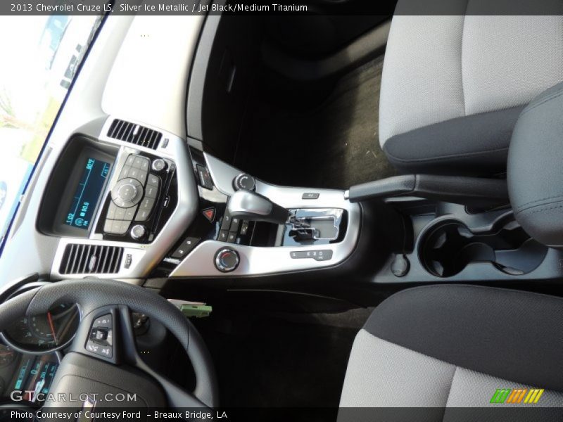 Silver Ice Metallic / Jet Black/Medium Titanium 2013 Chevrolet Cruze LS