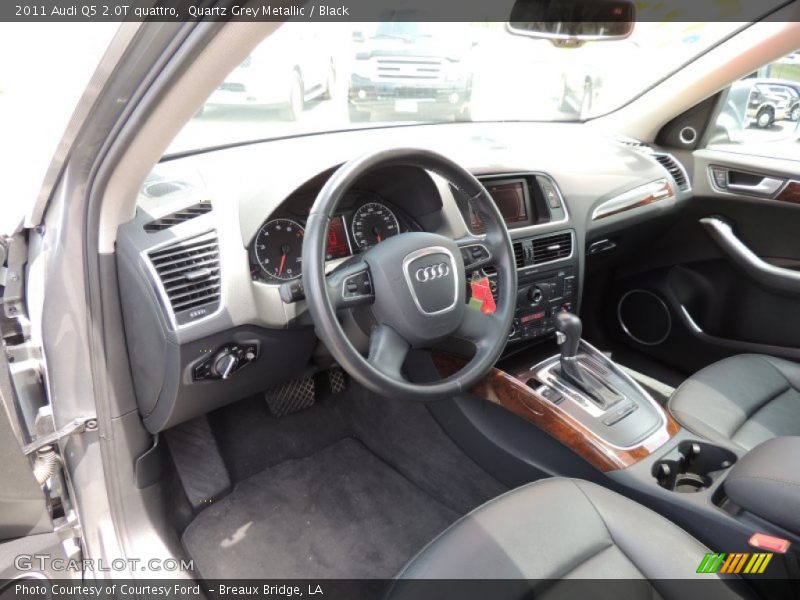 Quartz Grey Metallic / Black 2011 Audi Q5 2.0T quattro