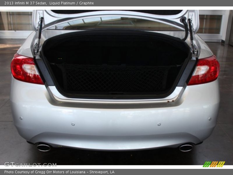  2013 M 37 Sedan Trunk