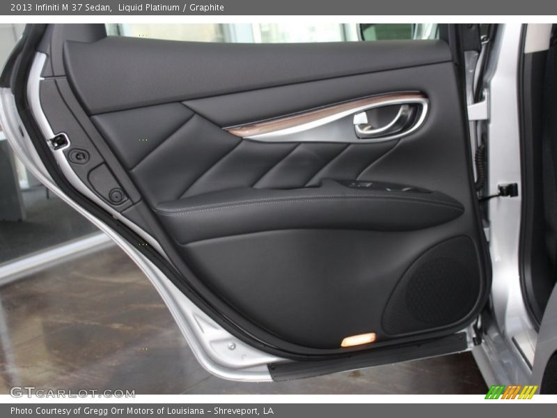 Door Panel of 2013 M 37 Sedan
