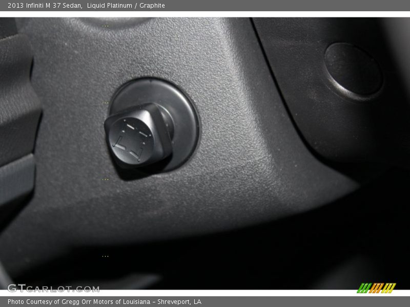 Liquid Platinum / Graphite 2013 Infiniti M 37 Sedan