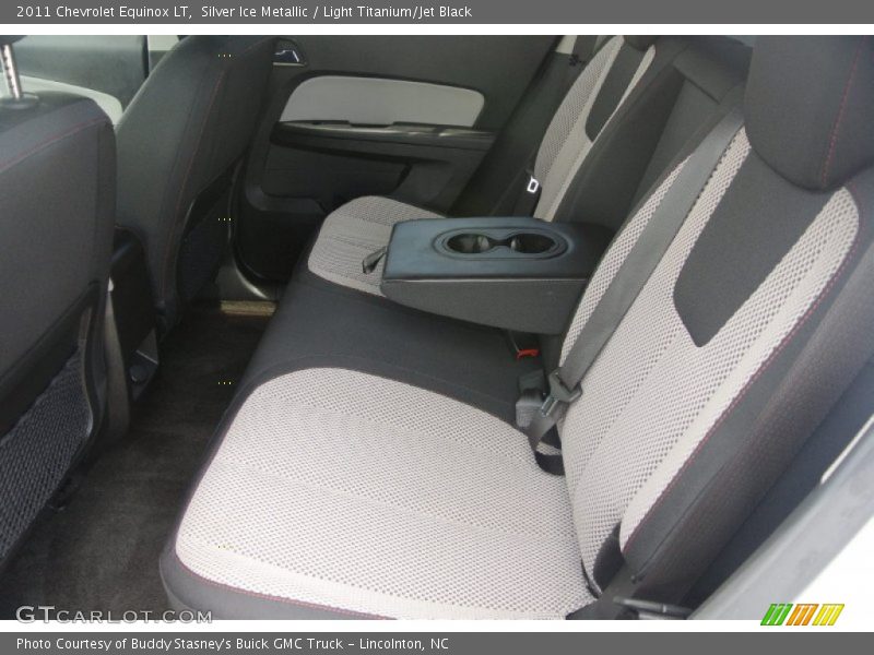 Silver Ice Metallic / Light Titanium/Jet Black 2011 Chevrolet Equinox LT